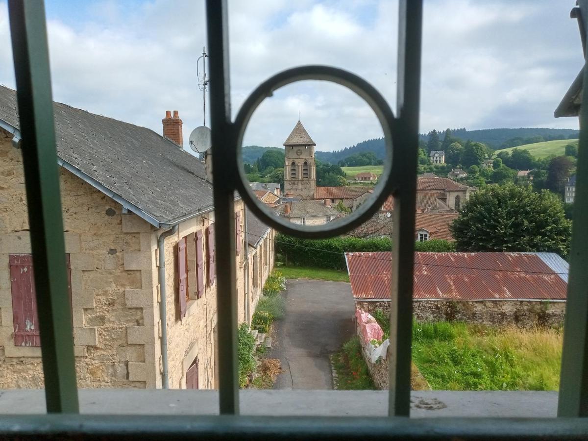 La Petite Cerise Villa Eymoutiers  Exterior photo