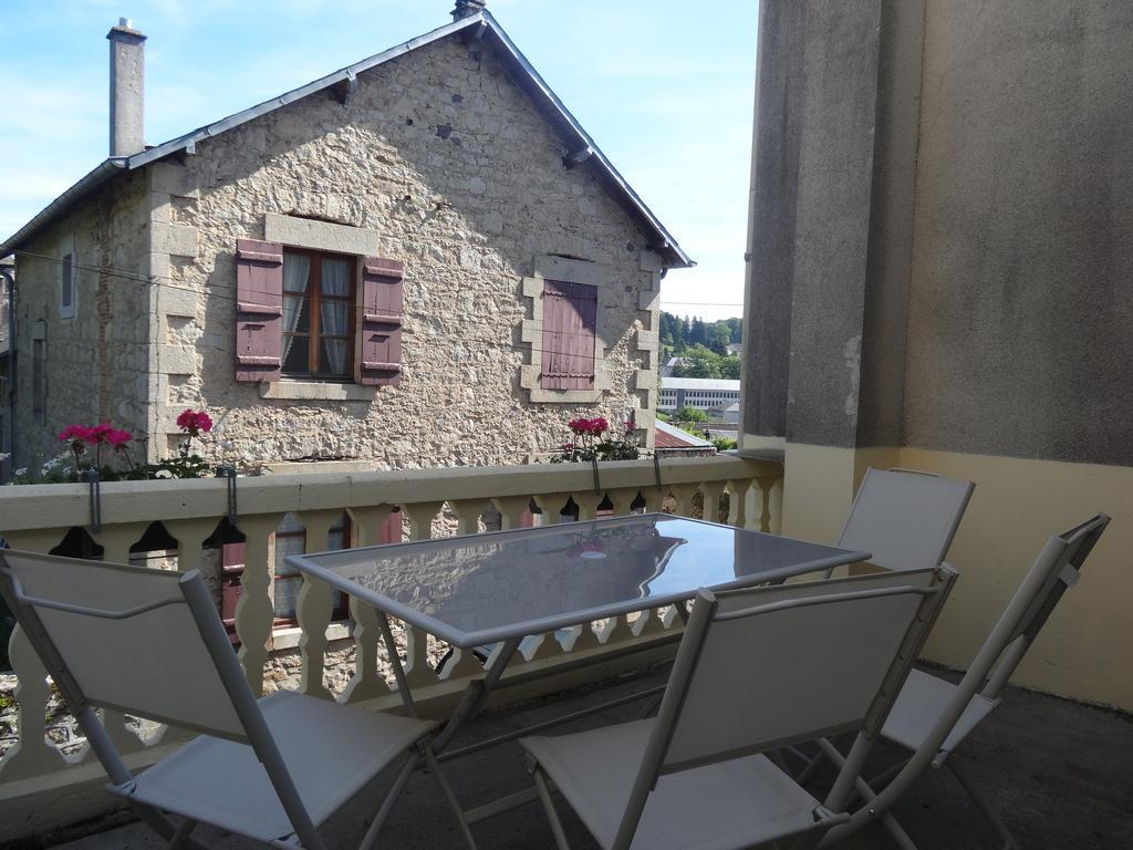 La Petite Cerise Villa Eymoutiers  Exterior photo